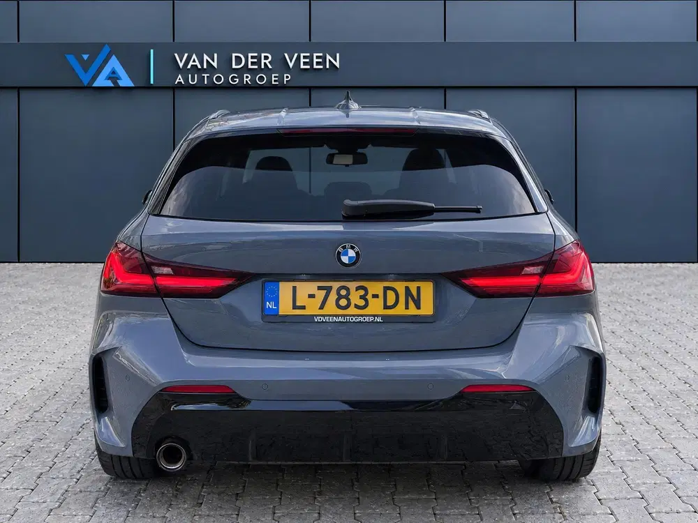 BMW 1-serie 118i High Executive M-sport uit 2021, foto 8