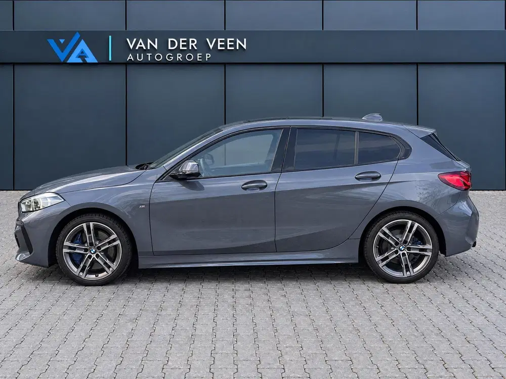 BMW 1-serie 118i High Executive M-sport uit 2021, foto 9