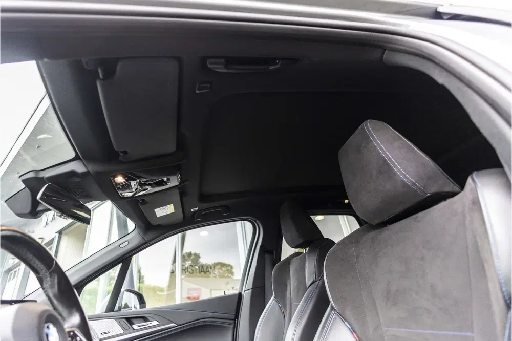 BMW 2-serie 2 Serie Active Tourer 218i M-Sport uit 2022, foto 8