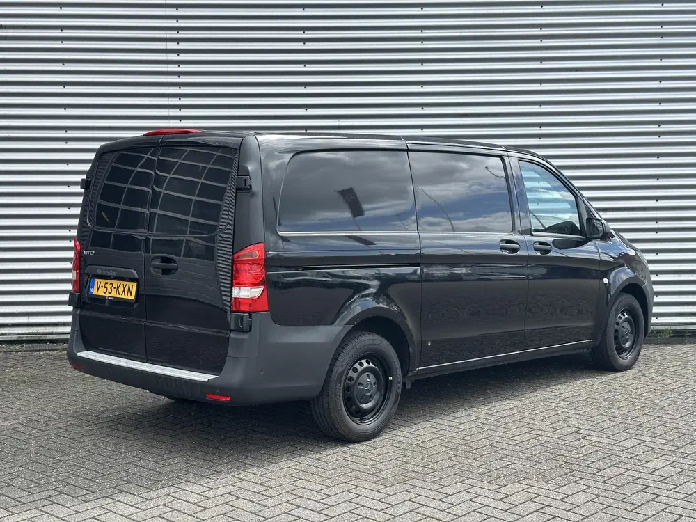 Mercedes-Benz Vito 114 CDI L2 Pro-Edition uit 2024, foto 2