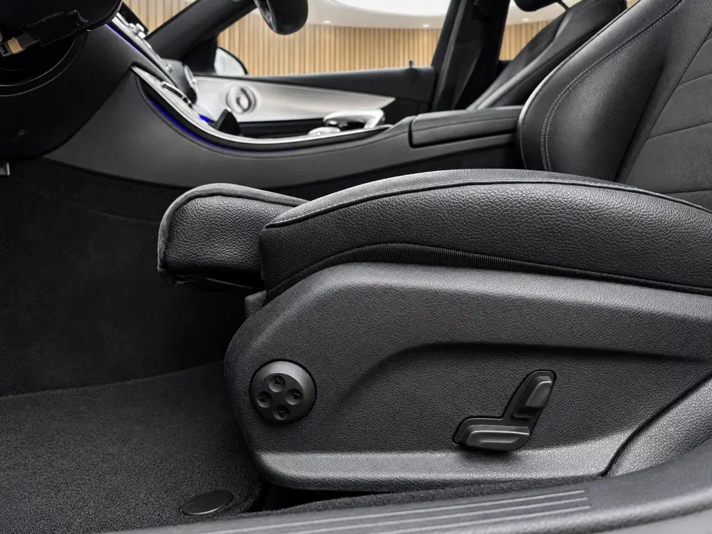 Mercedes-Benz E-Klasse 200 Premium Plus uit 2019, foto 11
