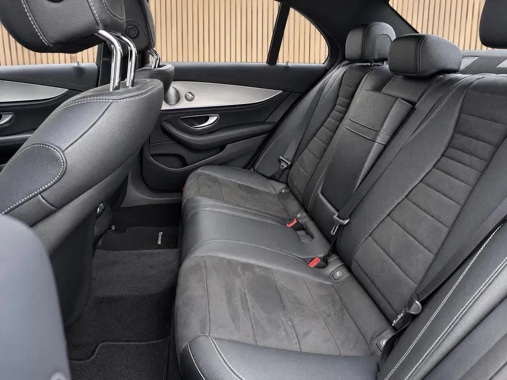 Mercedes-Benz E-Klasse 200 Premium Plus uit 2019, foto 12
