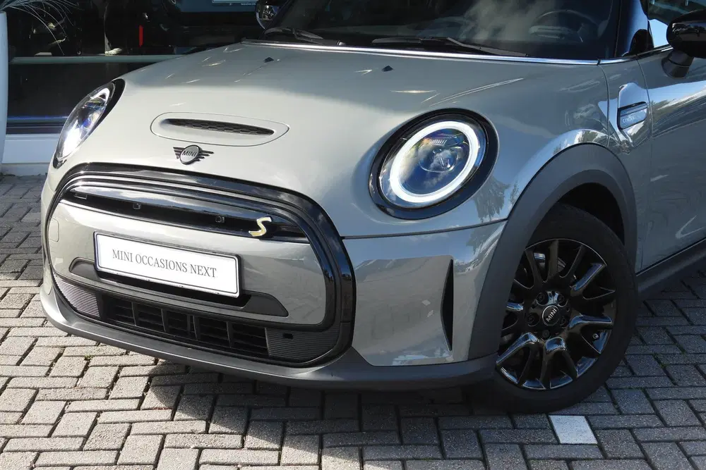 Mini Electric Classic uit 2022, foto 6