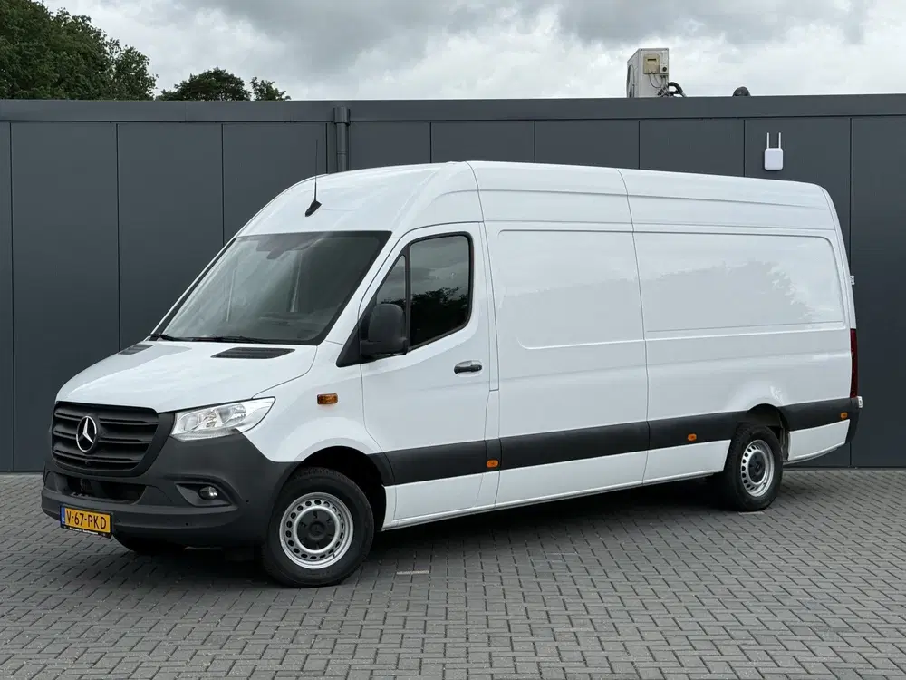 Mercedes-Benz Sprinter 315 CDI 150 PK uit 2023, foto 2