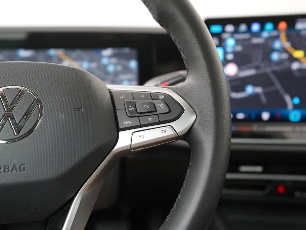 Volkswagen Passat 1.5 eTSI Business DSG uit 2024, foto 11