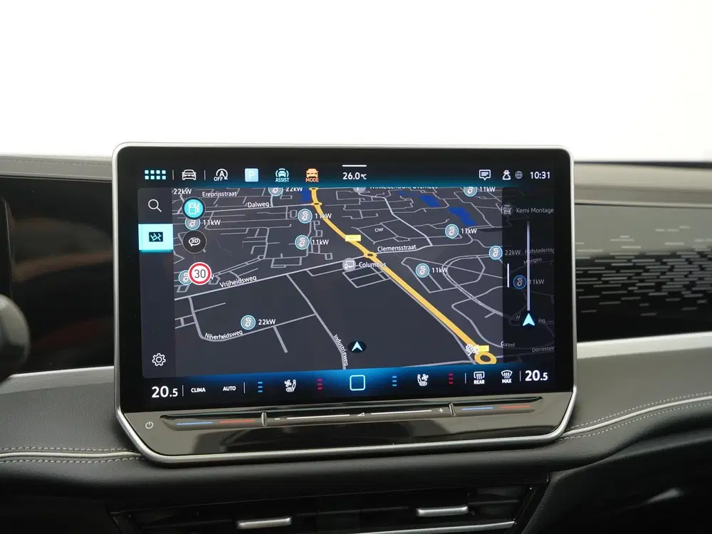 Volkswagen Passat 1.5 eTSI Business DSG uit 2024, foto 13