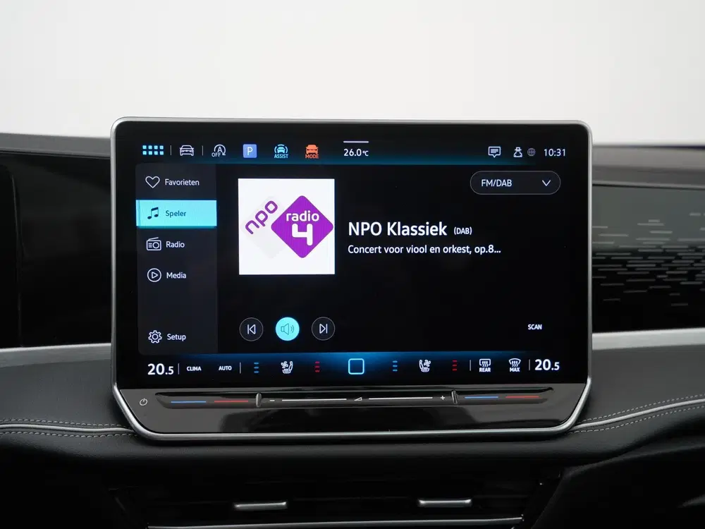 Volkswagen Passat 1.5 eTSI Business DSG uit 2024, foto 15