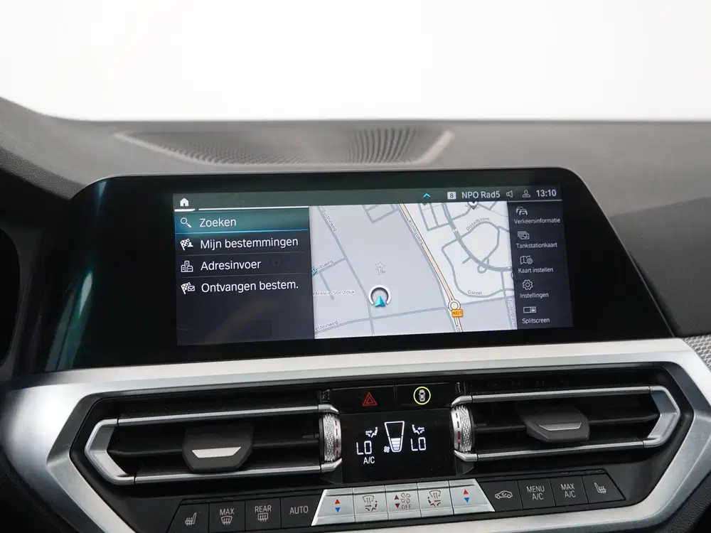 BMW 3-serie 320e M Sport Shadow uit 2022, foto 13