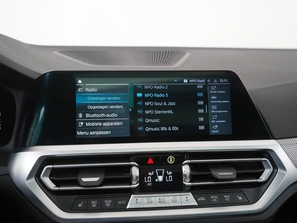 BMW 3-serie 320e M Sport Shadow uit 2022, foto 15