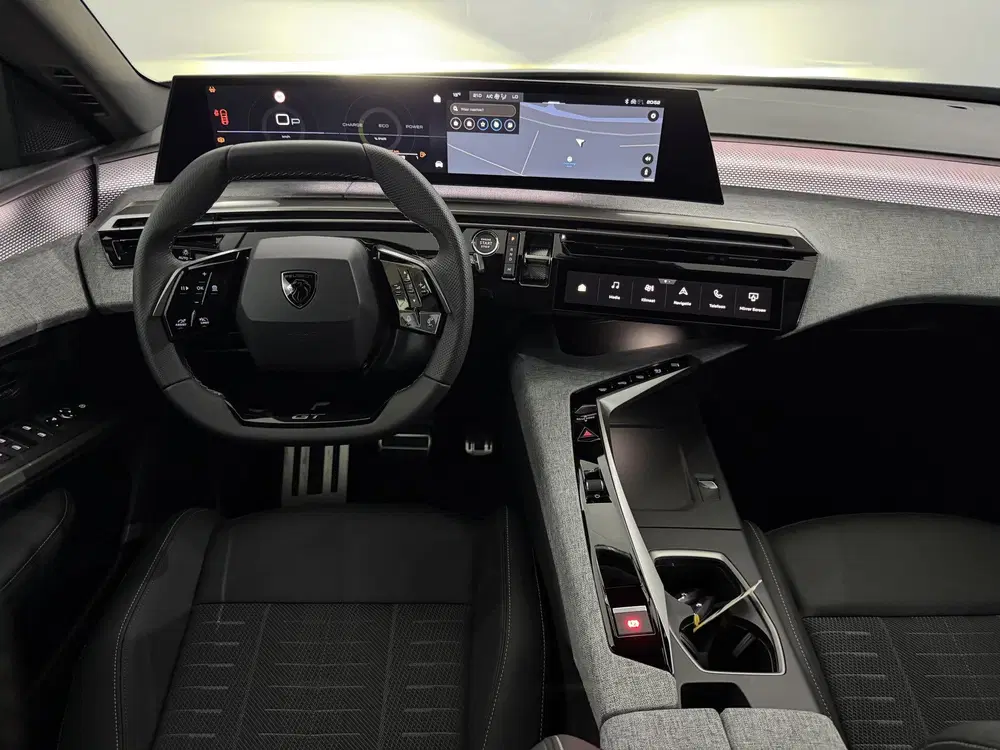 Peugeot 5008 1.2 Hybrid 145 GT 7P Camera uit 2026, foto 12