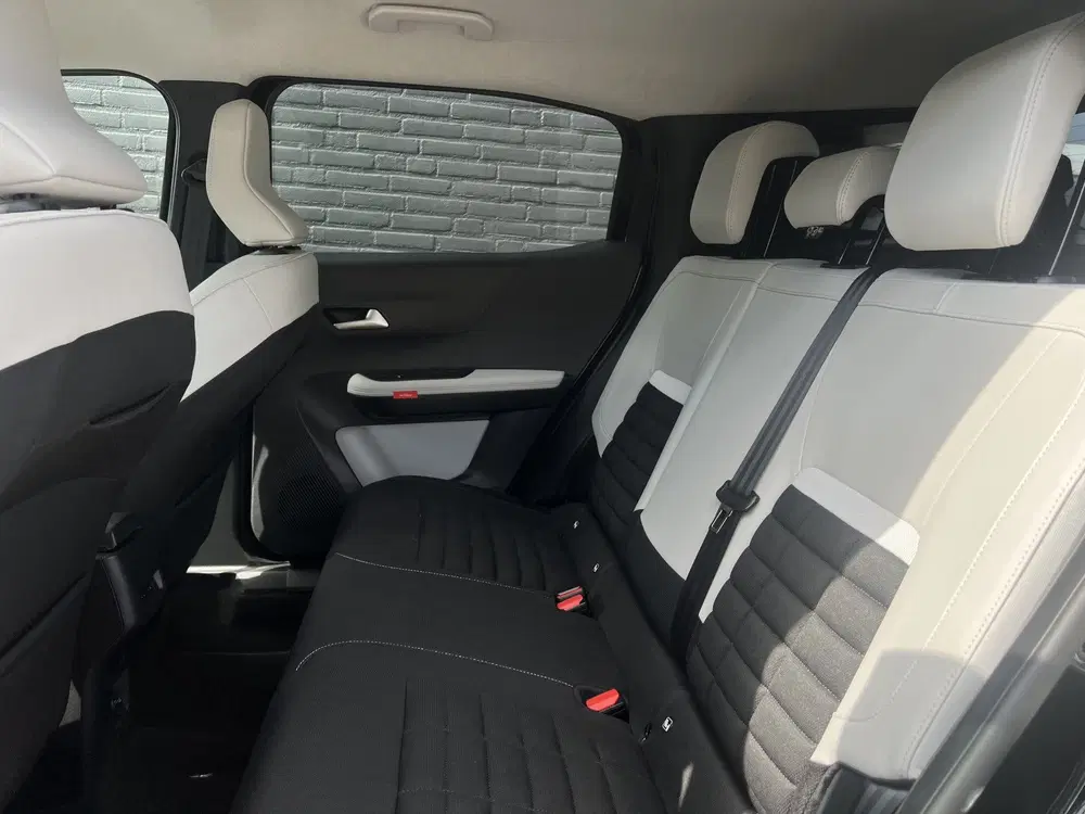 Citroën C3 Aircross Hybrid 145 DCS-6 Max Automaat uit 2025, foto 2