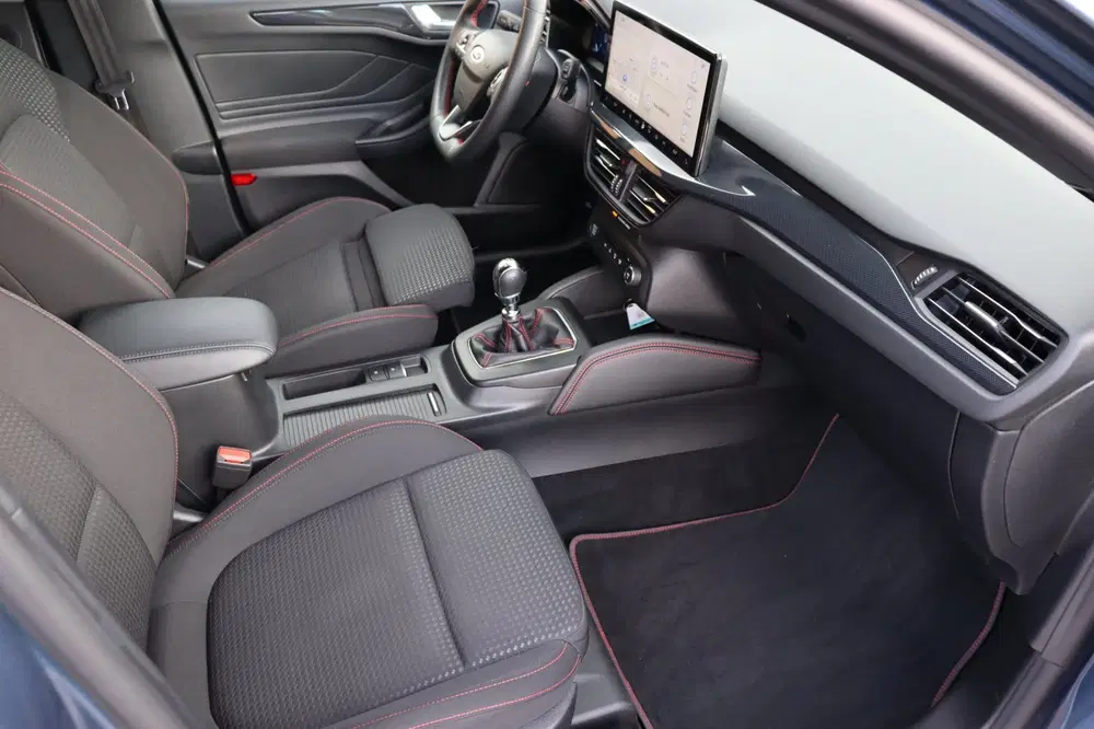 Ford Focus 1.0 EcoBoost Hybrid ST Line X orgNL a-came uit 2022, foto 10