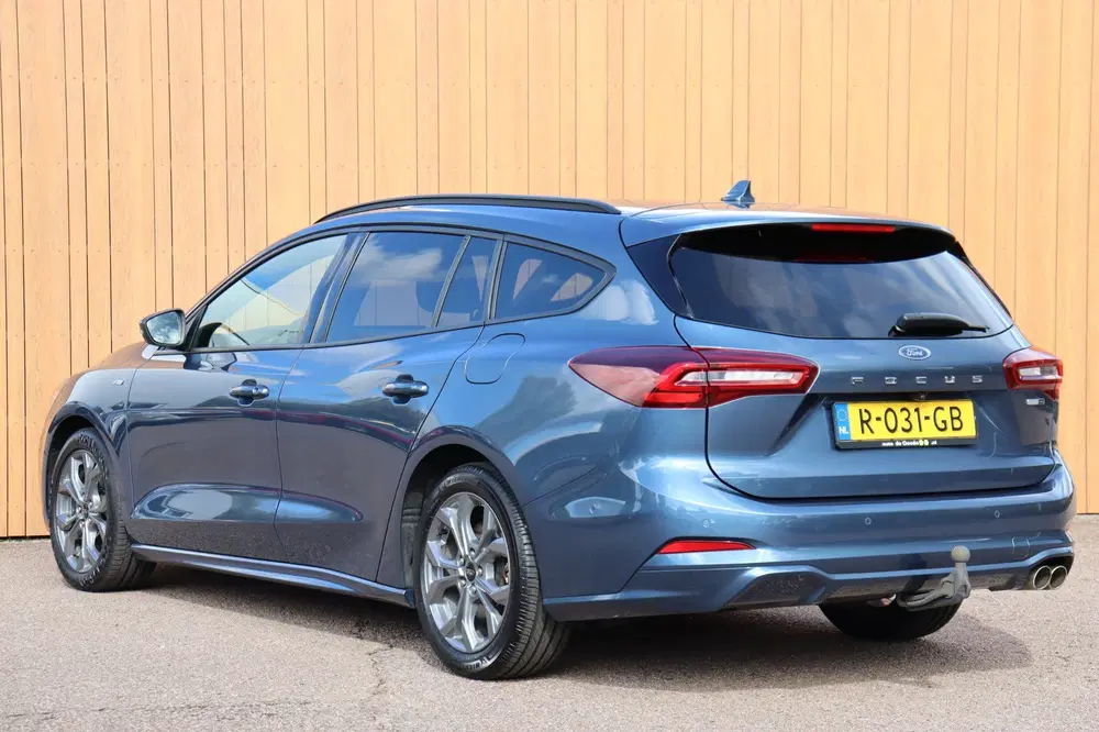 Ford Focus 1.0 EcoBoost Hybrid ST Line X orgNL a-came uit 2022, foto 3