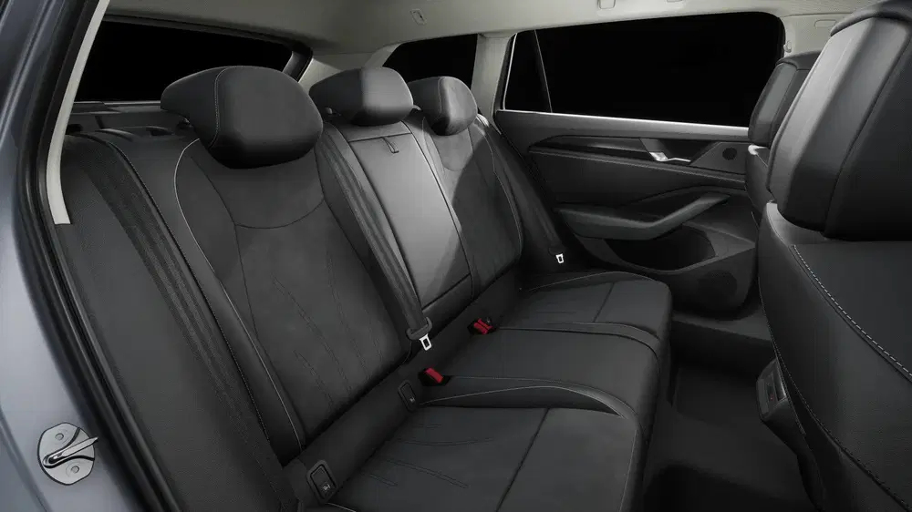Volkswagen Passat 1.5 eHybrid Business uit 2026, foto 11