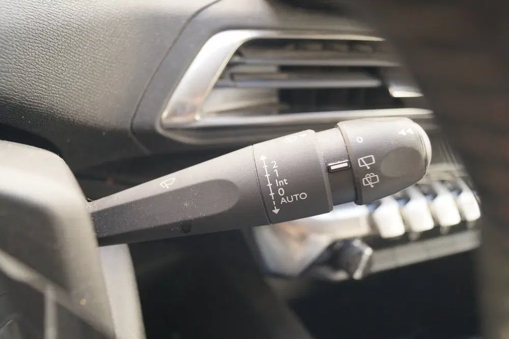 Peugeot 3008 1.2 PureTech 130pk Active Pack Business -N uit 2022, foto 15
