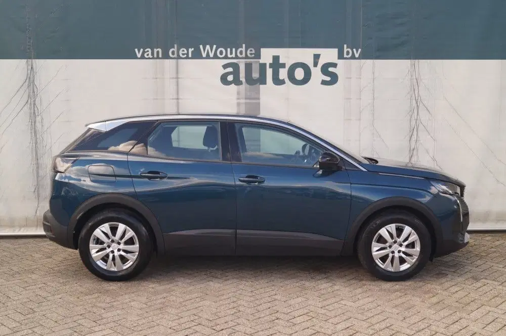 Peugeot 3008 1.2 PureTech 130pk Active Pack Business -N uit 2022, foto 2