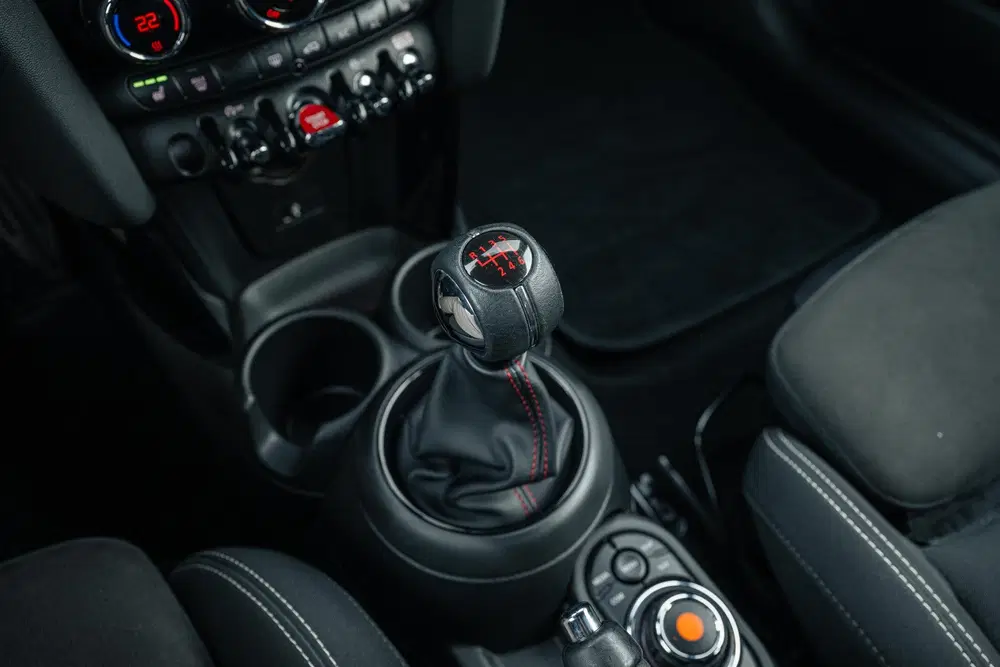 Mini Cooper Cooper JCW uit 2021, foto 14