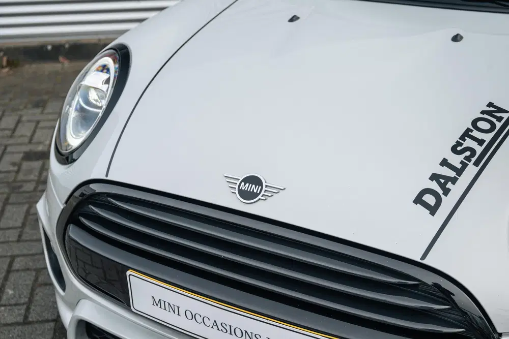 Mini Cooper Cooper JCW uit 2021, foto 6
