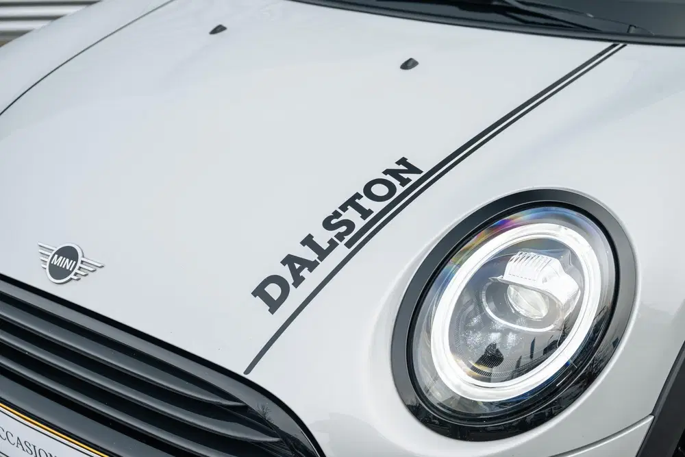 Mini Cooper Cooper JCW uit 2021, foto 7