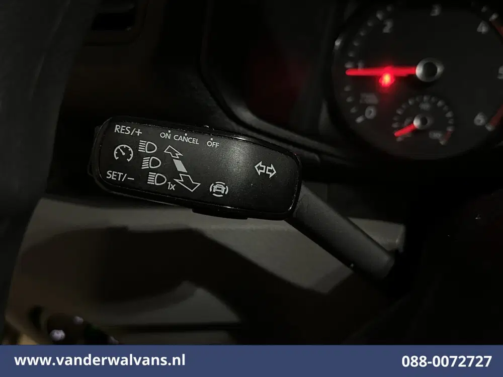 Volkswagen Crafter 2.0 TDI 141pk L3H3 L2H2 Euro6 Airco uit 2022, foto 4