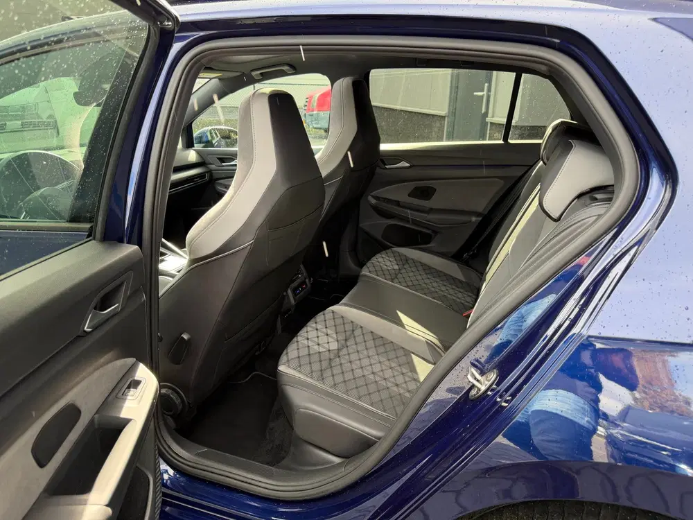 Volkswagen Golf 1.5 TSI R-Line Panodak uit 2020, foto 10