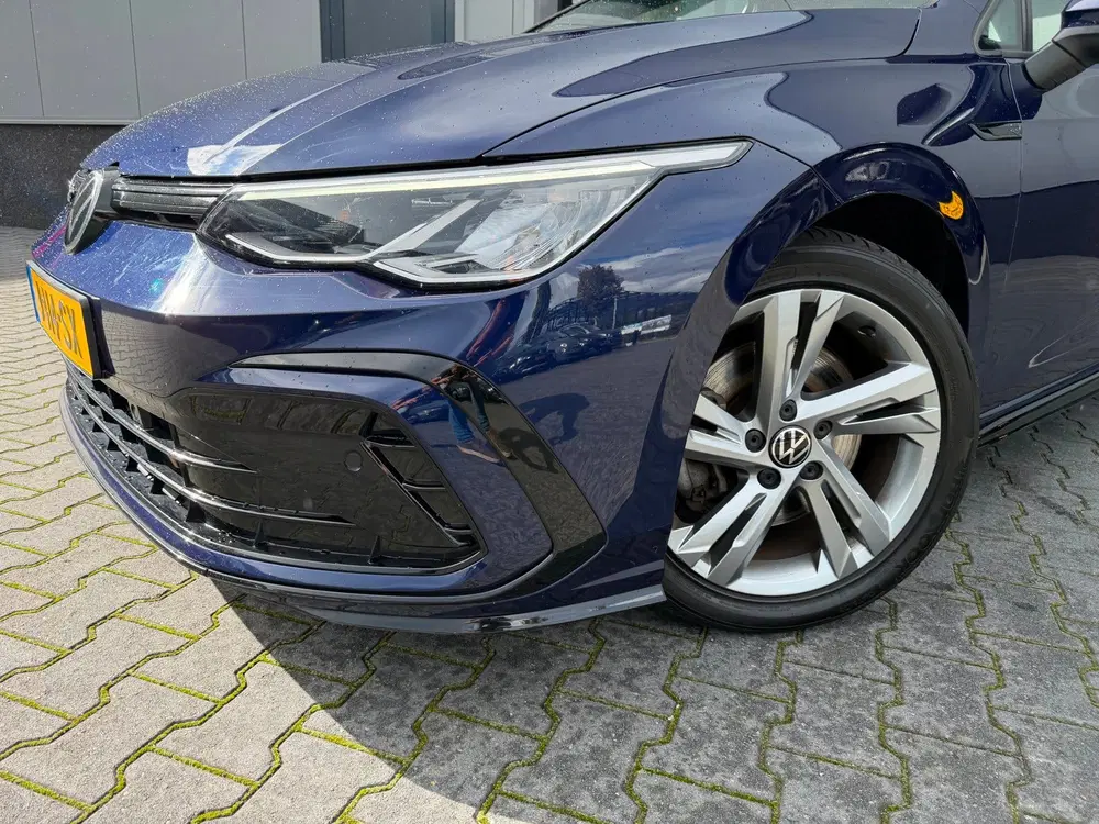 Volkswagen Golf 1.5 TSI R-Line Panodak uit 2020, foto 3