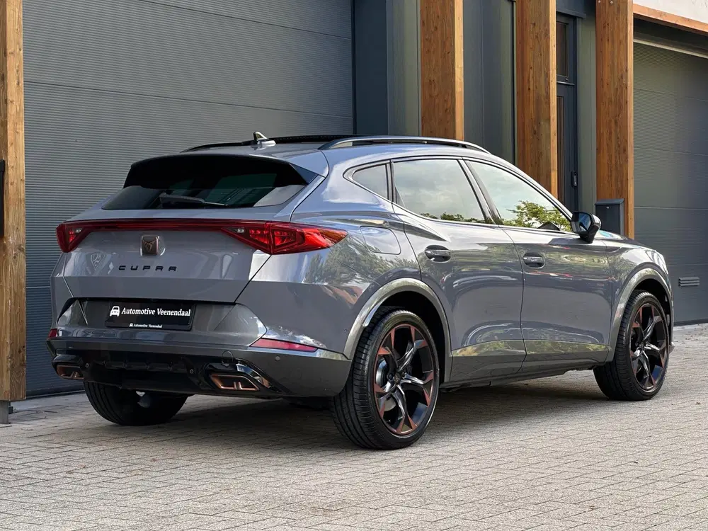 Cupra Formentor 1.4 e-Hybrid VZ Copper Edition Pano uit 2023, foto 5