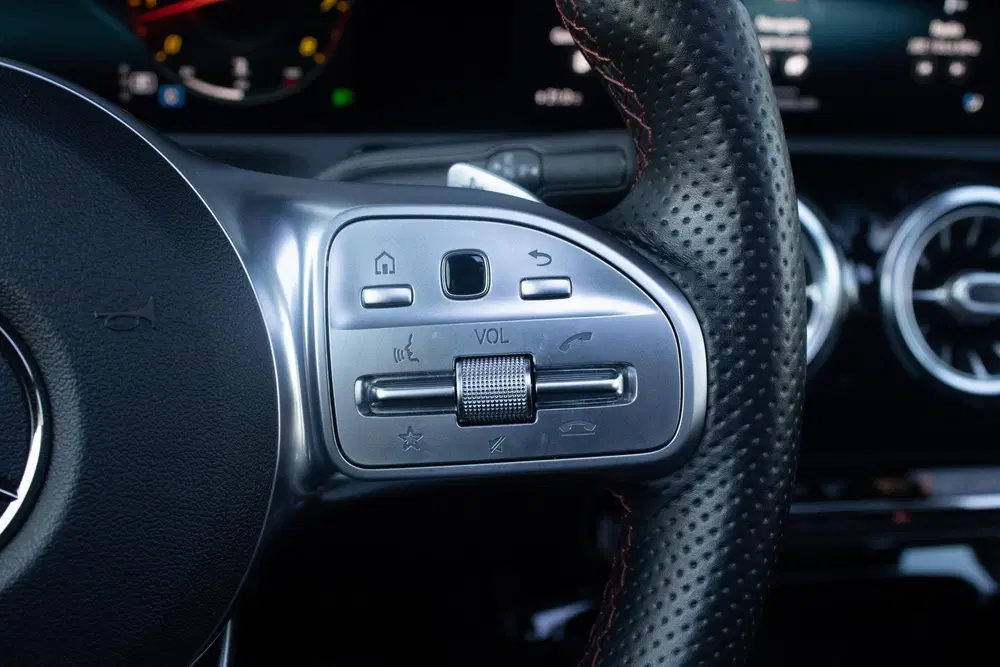 Mercedes-Benz A-Klasse 250 Premium Plus PANO CAMERA BURMESTE uit 2020, foto 14