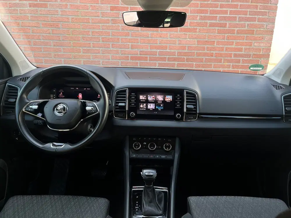 Skoda Karoq 1.5 TSI ACT Sportline Business uit 2023, foto 4