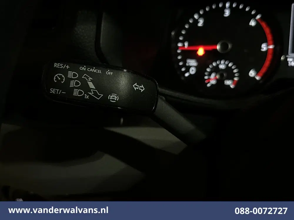 Volkswagen Crafter 2.0 TDI 141pk L3H3 L2H2 Euro6 Airco uit 2022, foto 4