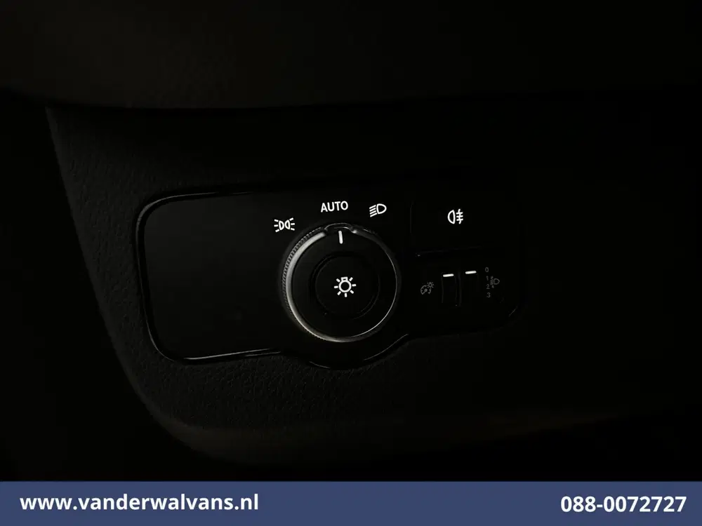 Mercedes-Benz Sprinter 211 CDI L2H2 Euro6 Airco uit 2023, foto 15