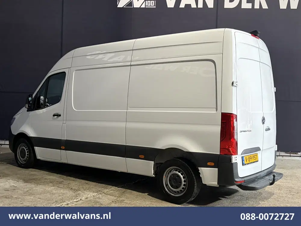 Mercedes-Benz Sprinter 211 CDI L2H2 Euro6 Airco uit 2023, foto 7
