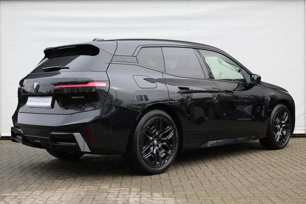 BMW iX xDrive45 M Sport uit 2025, foto 2