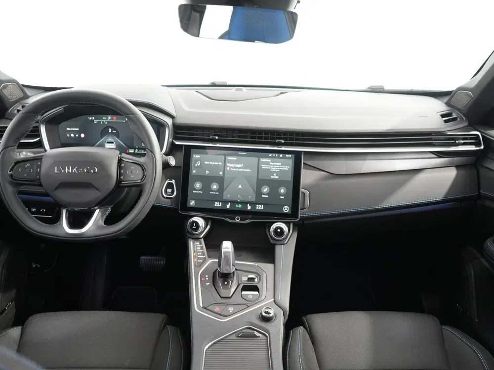 Lynk & Co 01 1.5 uit 2023, foto 11