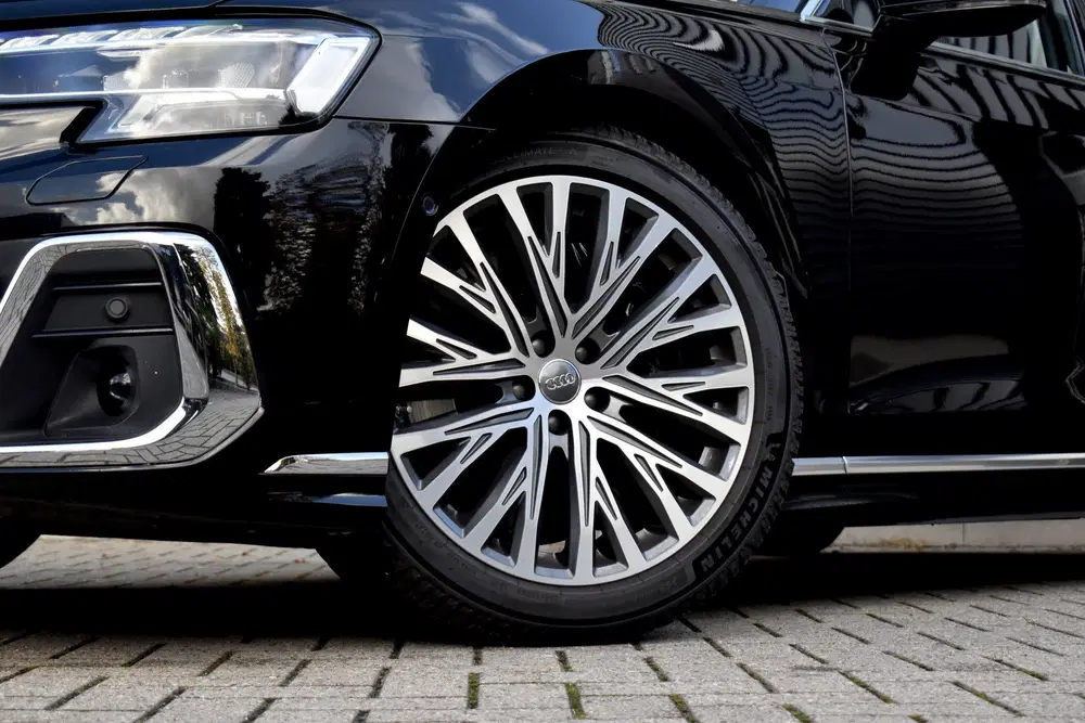 Audi A8 60 TFSI e Quattro uit 2022, foto 12