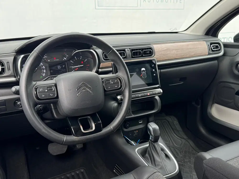 Citroën C3 1.2 PureTech Shine NAVI uit 2021, foto 6