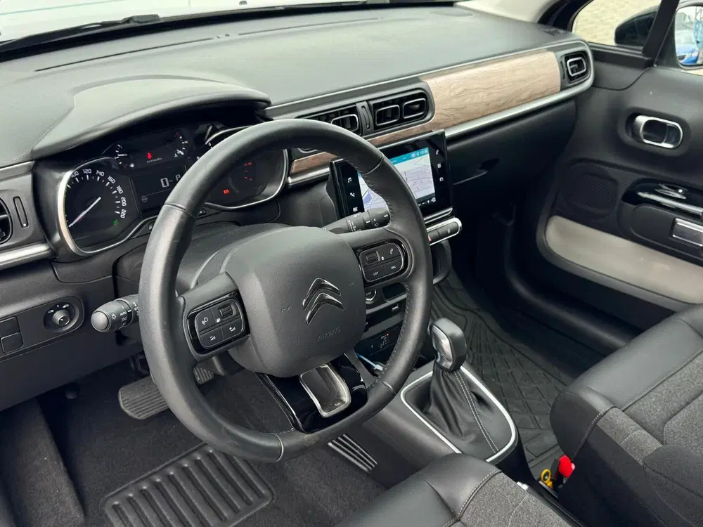 Citroën C3 1.2 PureTech Shine NAVI uit 2021, foto 7