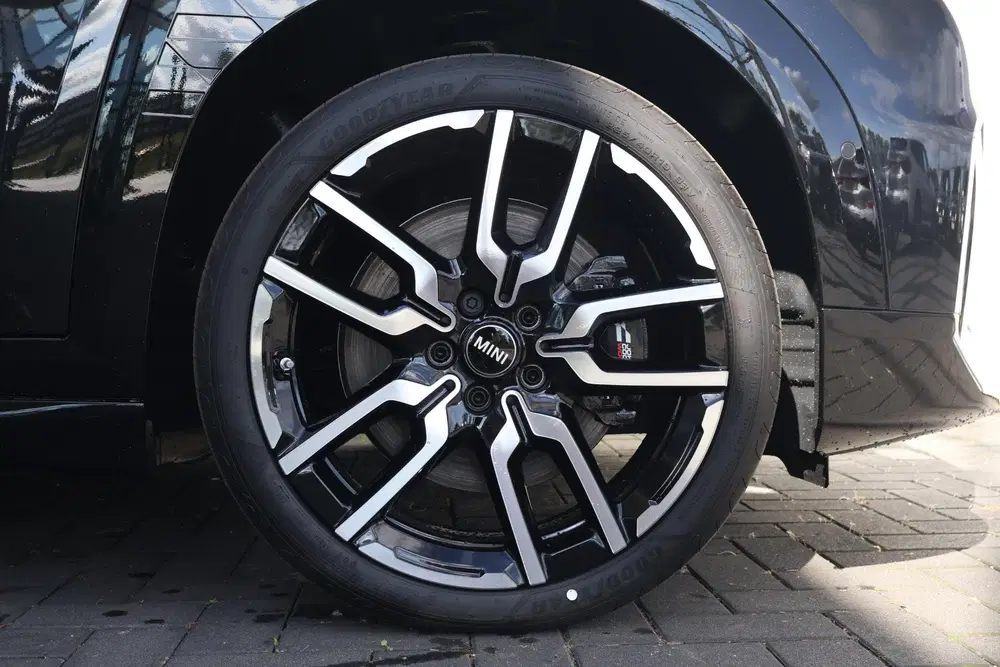 Mini Aceman E John Cooper Works Trim uit 2026, foto 6