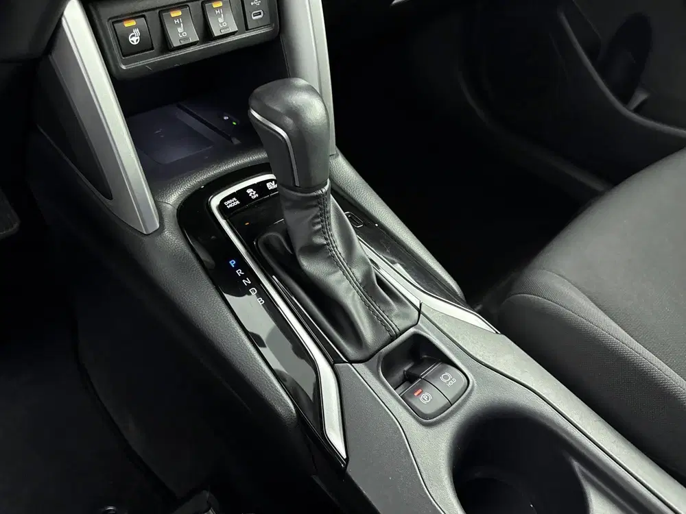 Toyota Corolla Cross Hybrid 140 Dynamic Limited uit 2024, foto 10