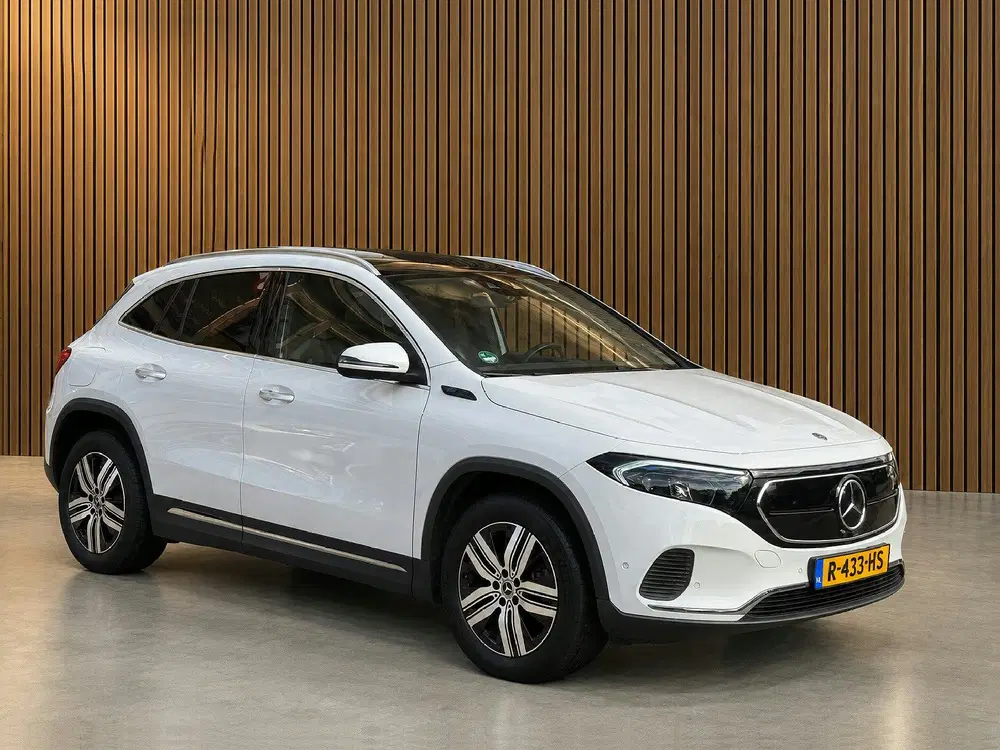 Mercedes-Benz EQA 250 Luxury Line 67 kWh Burmester uit 2022, foto 13