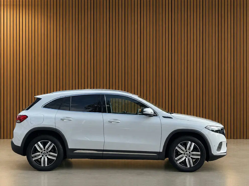Mercedes-Benz EQA 250 Luxury Line 67 kWh Burmester uit 2022, foto 6