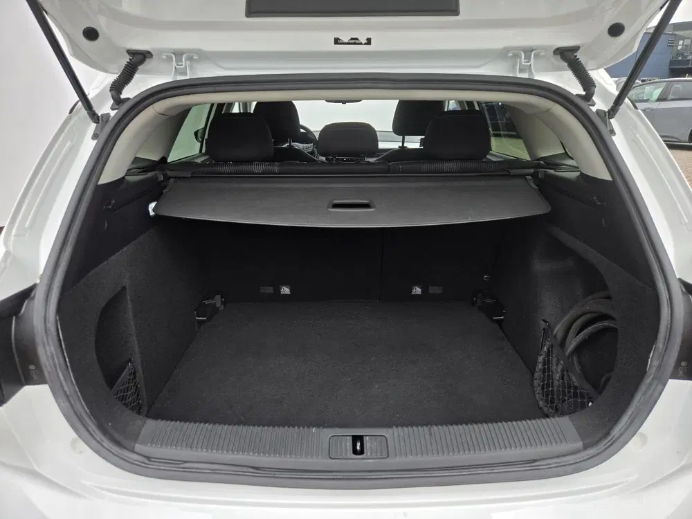 MG MG5 Long Range Comfort 61 kWh NL-AUTO uit 2023, foto 11