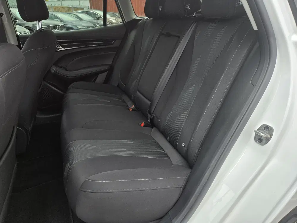 MG MG5 Long Range Comfort 61 kWh NL-AUTO uit 2023, foto 5