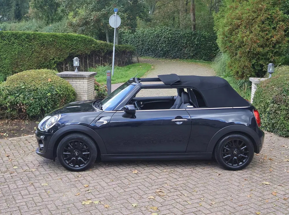 Mini Cabrio 1.5 Cooper One Stoelverw uit 2020, foto 8