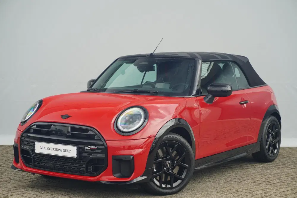 Mini Cabrio Cooper C uit 2025, foto 2