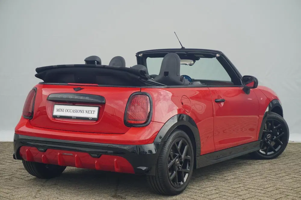 Mini Cabrio Cooper C uit 2025, foto 3