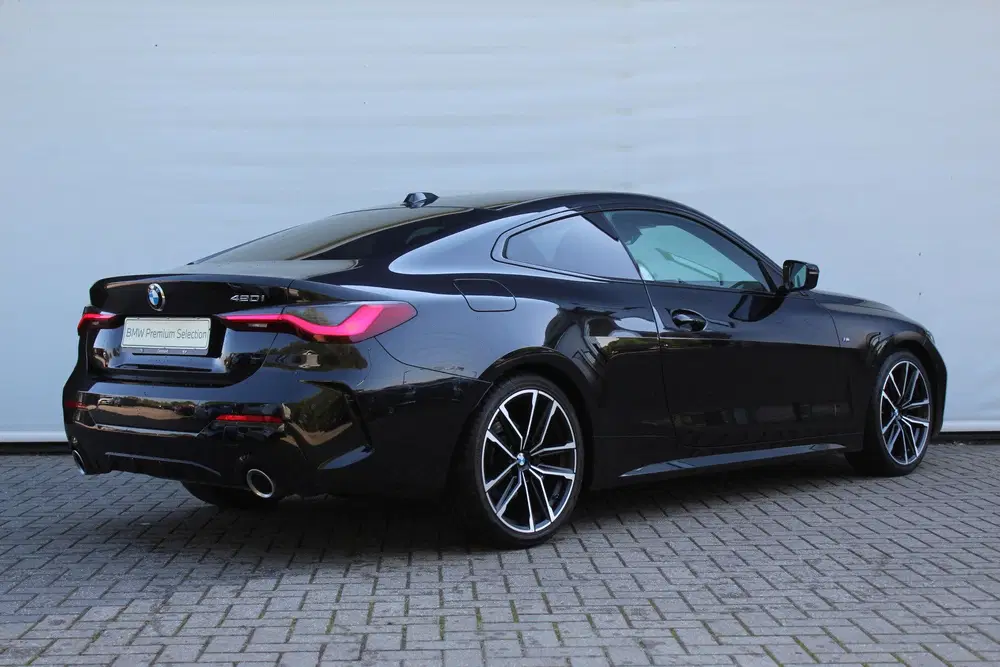 BMW 4-serie 4 Serie Coupé 420i M Sport Automaat uit 2025, foto 2