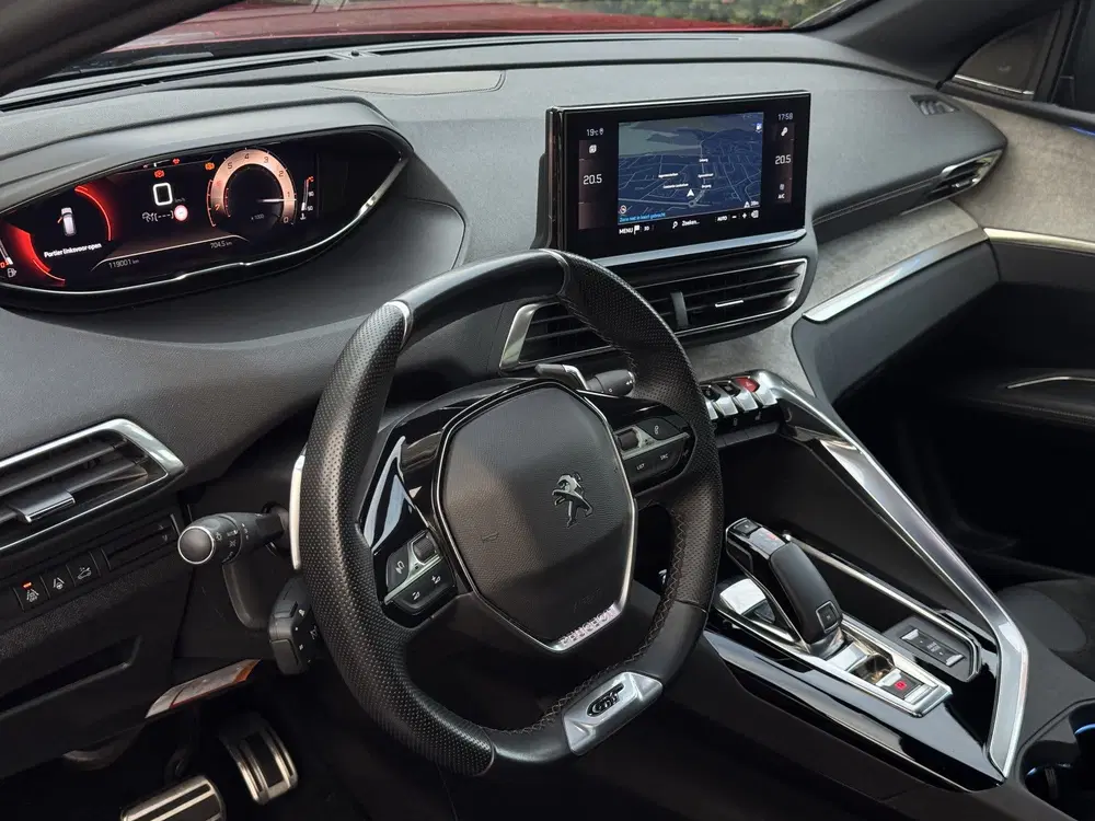 Peugeot 3008 1.6 PureTech Blue Lease GT Pano uit 2021, foto 4