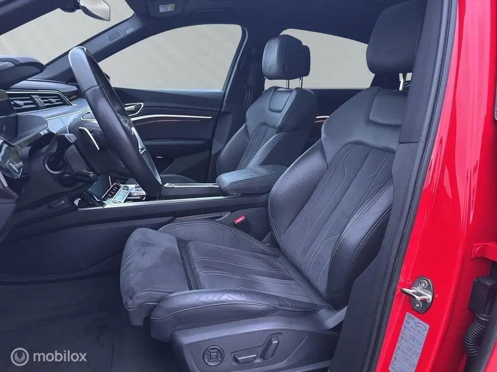 Audi Q8 50 quattro S Edition 95kWh uit 2023, foto 11