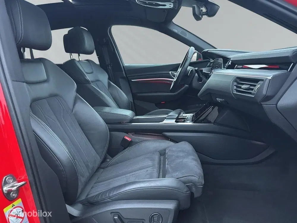 Audi Q8 50 quattro S Edition 95kWh uit 2023, foto 15